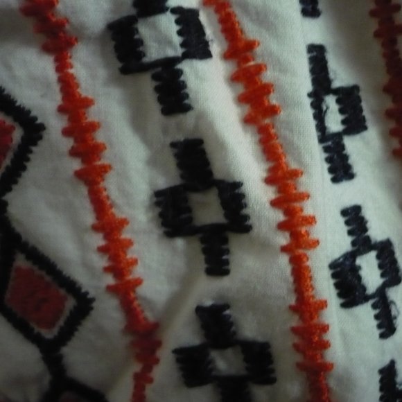 Dalia Cotton Lace Embroidered Folksy Tunic Tank Top - Picture 7 of 8